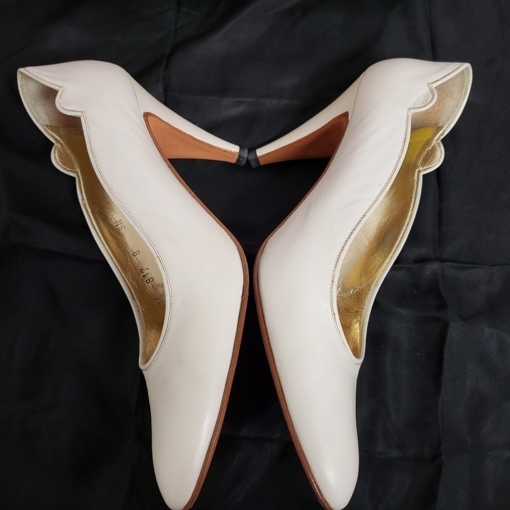 Pancaldi Vartan Winter White Ivory Kid Leather 8AA Narrow Pump Heels EUC in box - Picture 9 of 16